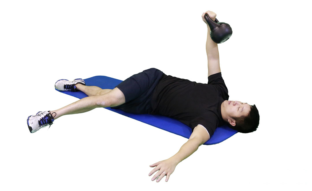 Développé au Sol avec Kettlebell — démonstration 2