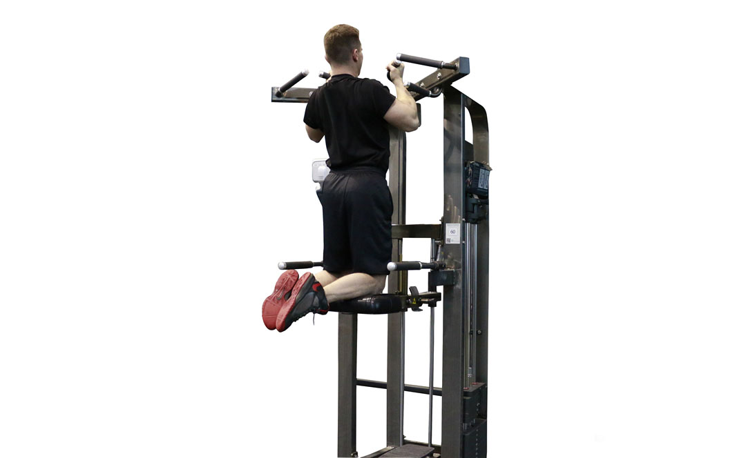 Chin-Up an der Assistenzmaschine — Demonstration 2