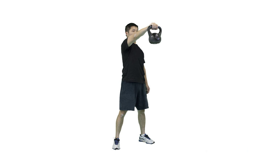 Balanceo con Kettlebell a Una Mano — demostración 2