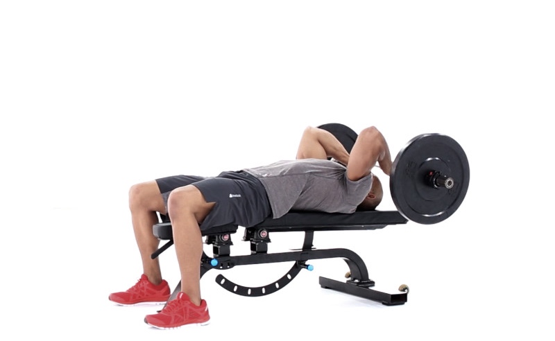 EZ Bar Lying Triceps Extension — demonstration 2